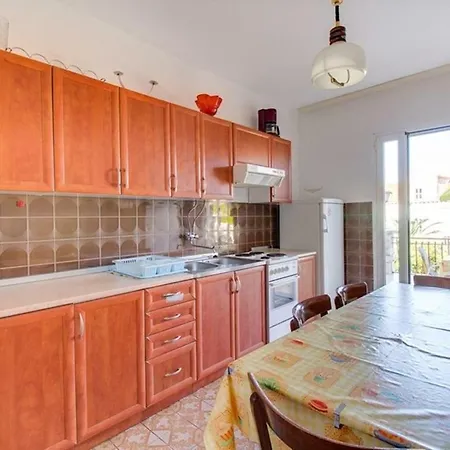 Apartment In 14852 *