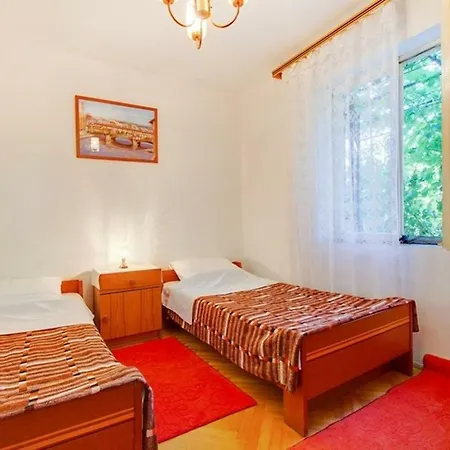 Apartment In 14852 *